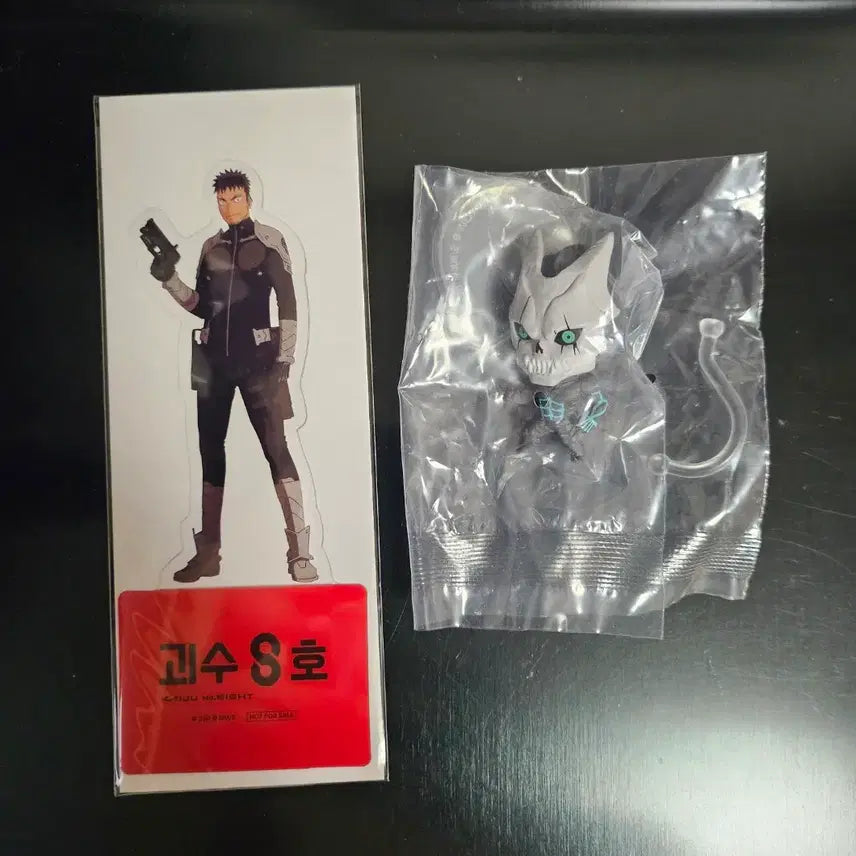 [BUNJANG] Kaiju No. 8 Kafka Hibino "Palverse" Figure &amp; Postcard Bundle Set / (덤 O) @괴수8호 @카프카 팔버스+엽서 일괄