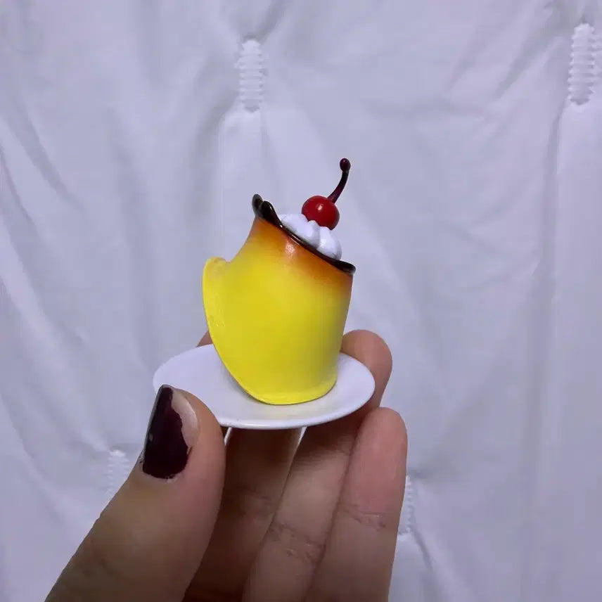 [BUNJANG] Dynamic Pudding Gacha Figurine / 역동적인 푸딩가챠