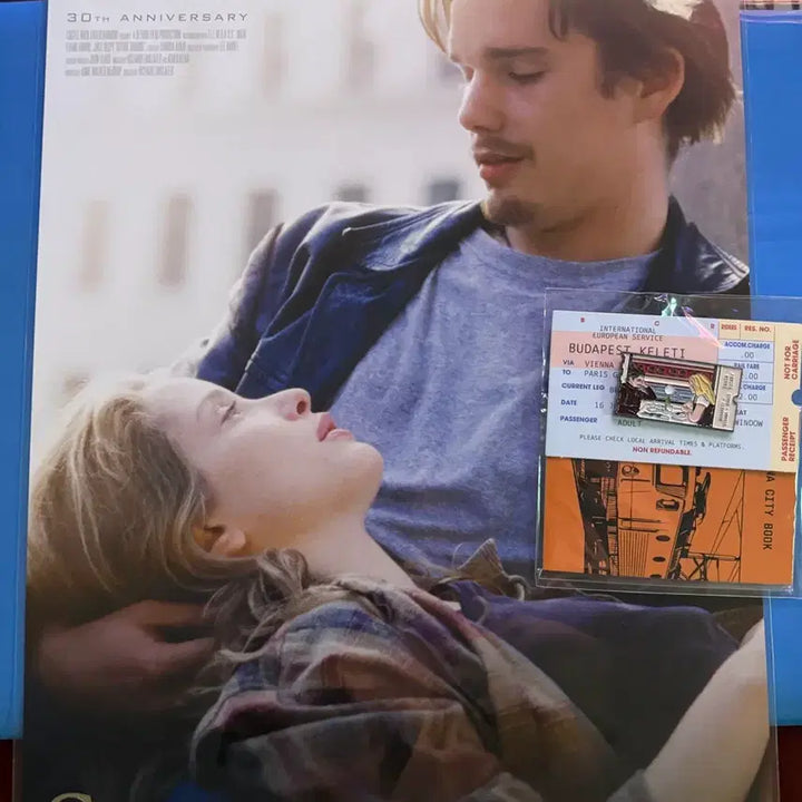 [BUNJANG] Before Sunrise A3 Poster 3-Set &amp; Train Badge Bundle / <비포 선라이즈 >A3포스터3종 ,트레인 배지 세트 일괄
