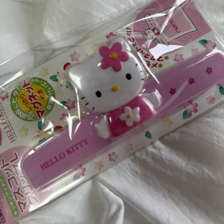 [BUNJANG] Hello Kitty Magnetic Clip / <미개봉 새상품>헬로키티 집게 클립