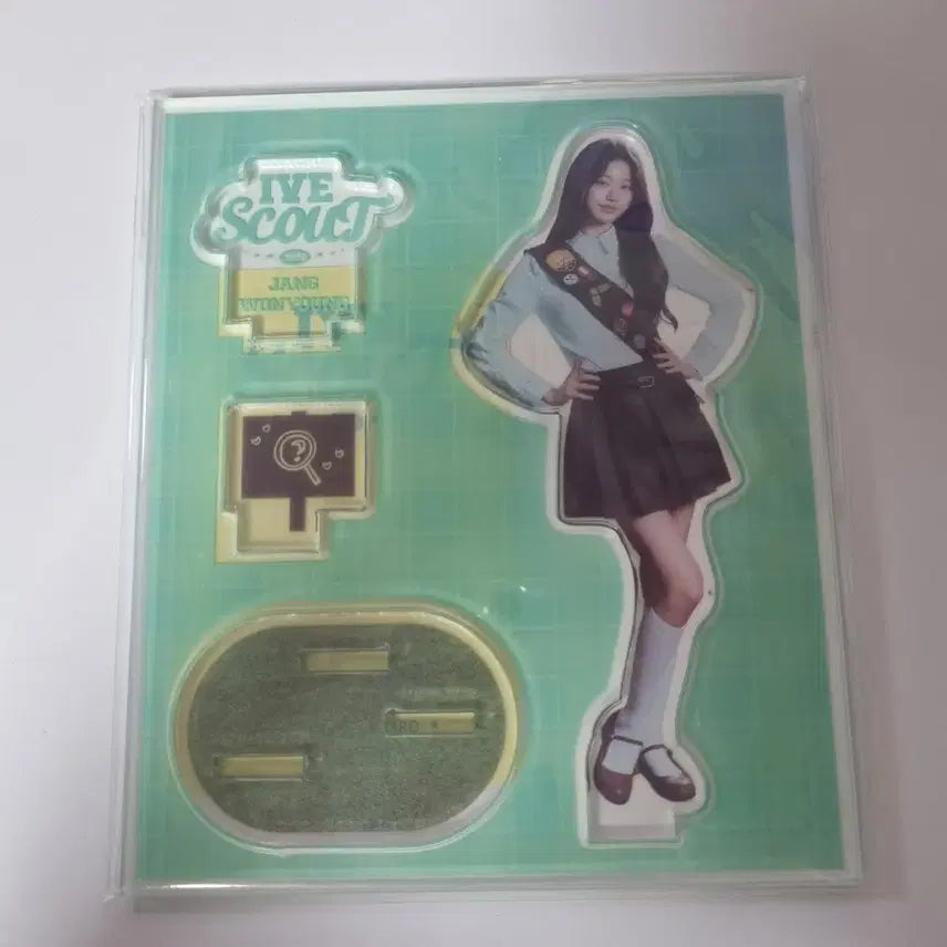 [BUNJANG] IVE Wonyoung Acrylic Standee (No Photocard) / 아이브 장원영 아크릴스탠드 (포카없음)
