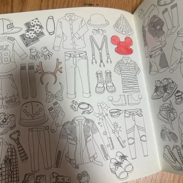 [BUNJANG] EXO Coloring Book / 엑소 컬러링북
