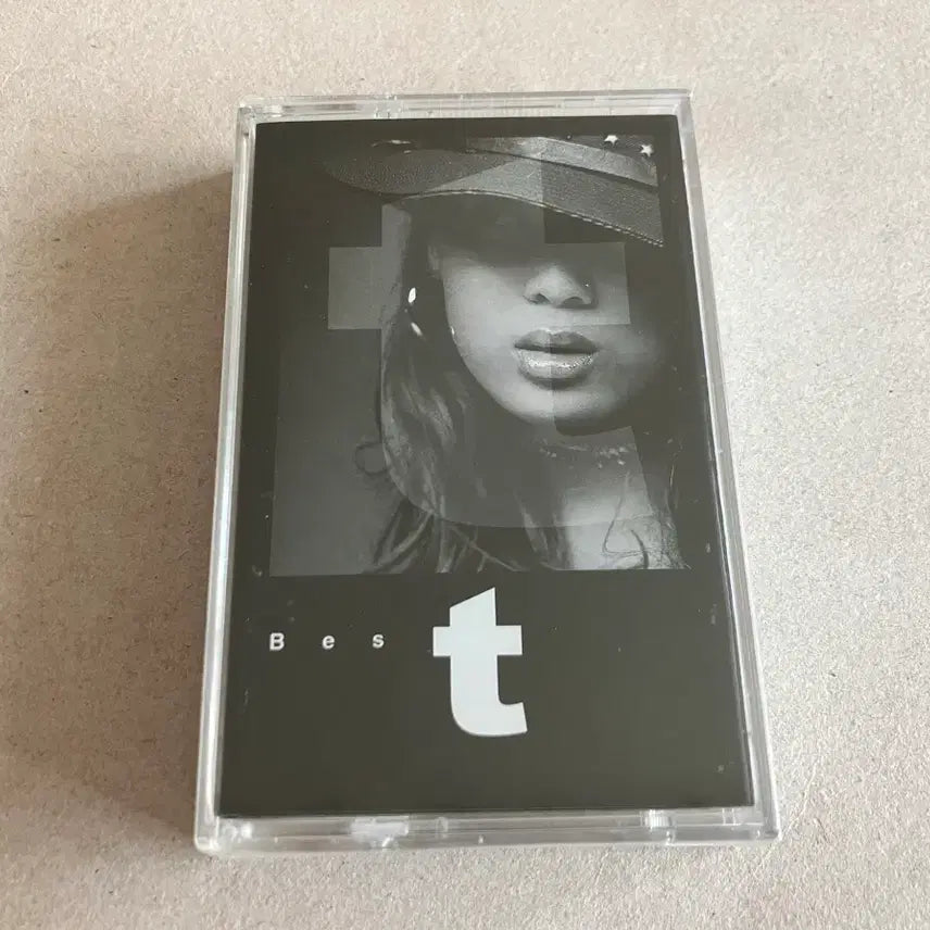 [BUNJANG] T Brand Yoon Mirae Best R&amp;B Hip Hop Cassette Tape (Sealed) / T 티 윤미래 베스트 R&amp;B 힙합 미개봉 카세트테이프