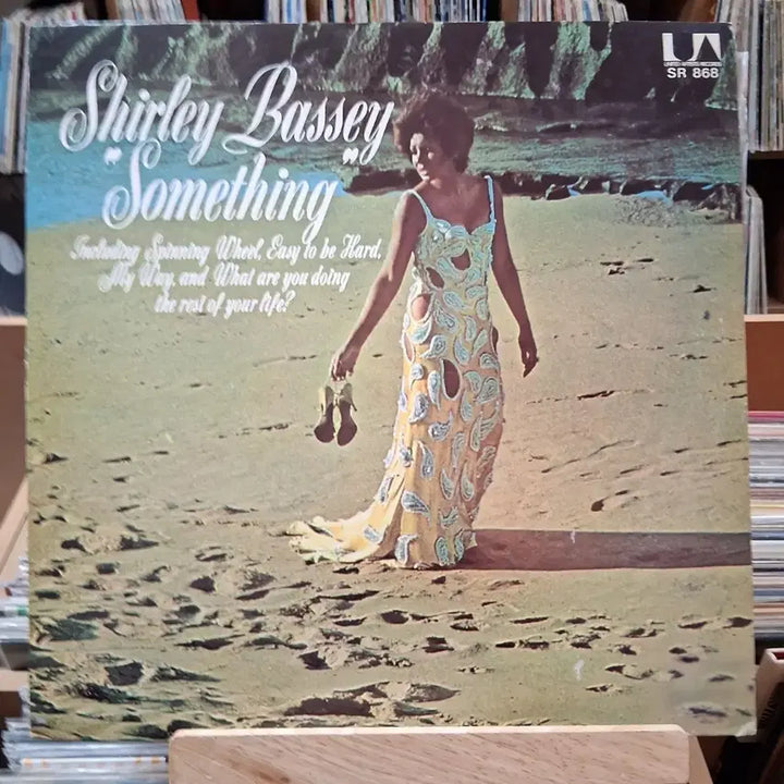 [BUNJANG] Shirley Bassey Something LP / 영국 유명 여자 팝 가수 셜리 베이시 LP 할인