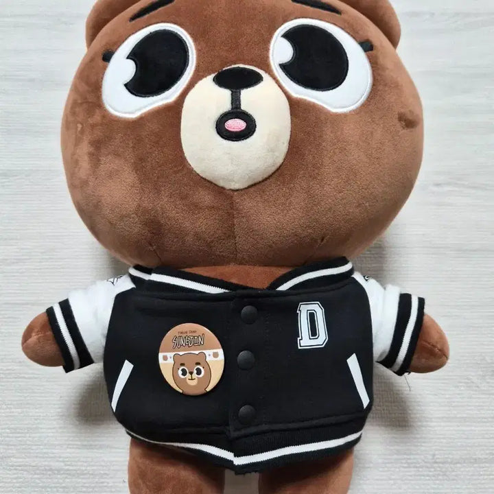[BUNJANG] Giant Denimz Bangi Plush (Clothes Included) / 자이언트 데니멀즈 방이 판매(옷포함, 포카X)