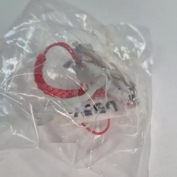 [BUNJANG] Pokemon BW Movie Gacha Strap Keychain Figure Set / 포켓몬 포켓몬스터 BW 극장판 5세대 가챠 스트랩 키링 피규어 레시라무