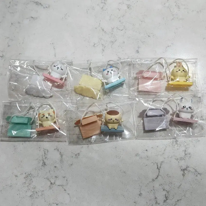 [BUNJANG] Chiikawa Swing Gacha Vol. 2 (Hachiwari, Usagi, Momonga, Kurimanju, Shisha) Set / 치이카와 그네 가챠 2탄 치이카와 하치와레 우사기 모몽가 쿠리만쥬 시샤
