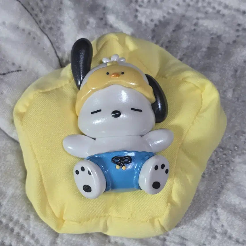 [BUNJANG] Sanrio Pochacco Cushion Figure / 포차코 쿠션 피규어