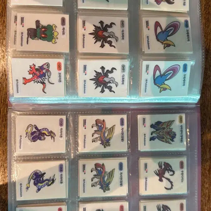 [BUNJANG] Pokemon Stickers Book 1 (Gen 1 &amp; 2 Collection, Mega Evolutions, Legendary &amp; Mythical) / 포켓몬 띠부실 북1(1,2세대 컬렉션 모음+메가진화+모든 전설)