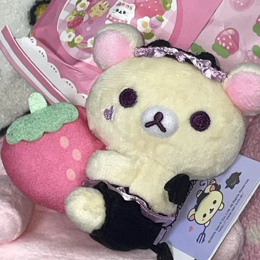 [BUNJANG] San-X Rilakkuma Strawberry Devil Mascot / (일본정품) 딸기 악마 코리락쿠마 마스코트