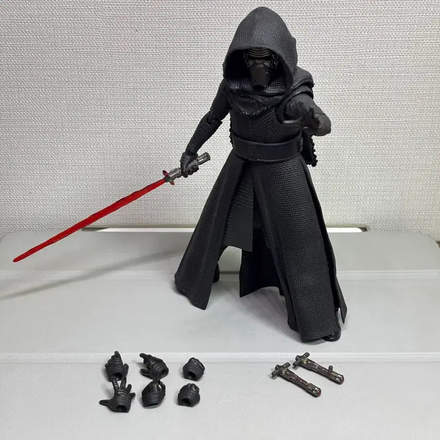 [BUNJANG] Bandai S.H.Figuarts Star Wars: The Force Awakens Kylo Ren / Shf 스타워즈 카일로 렌 (에피소드7 ver)