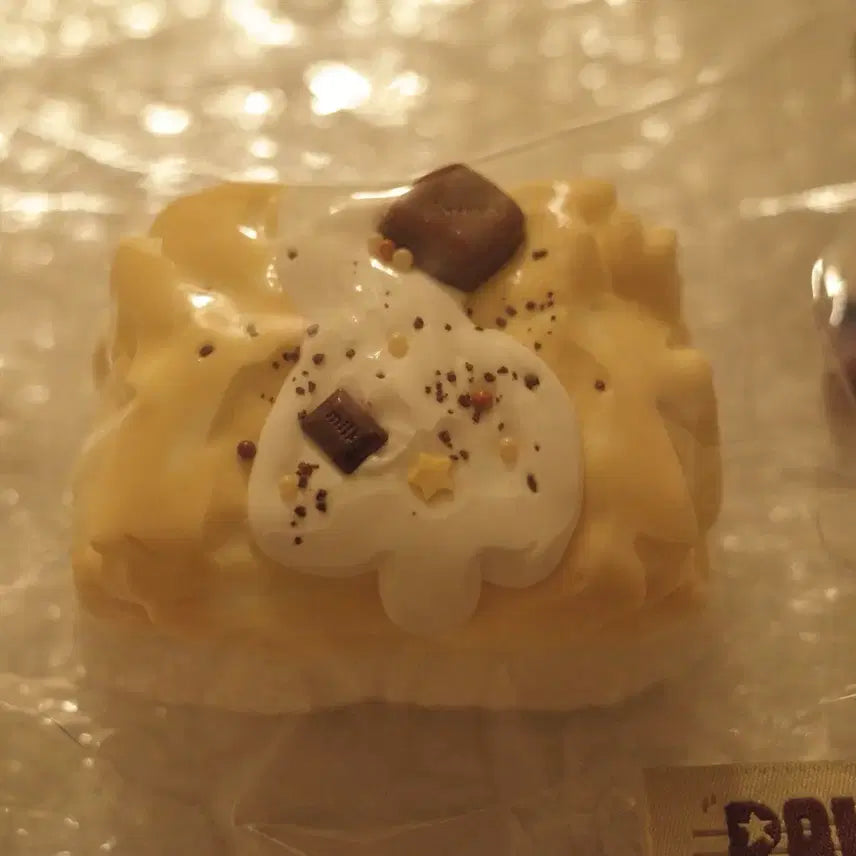 [BUNJANG] Palm Banana Cake Squishy Toy / Palm 팜 바나나 케이크 말랑이 샤오홍슈