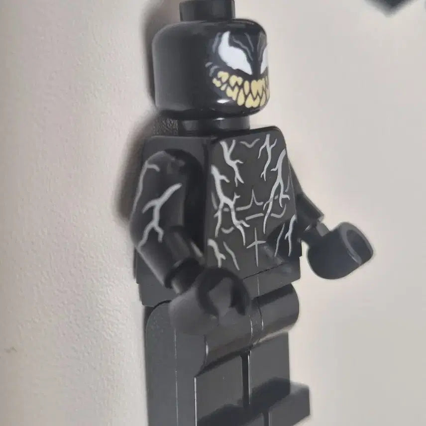 [BUNJANG] LEGO Venom Bust Figure (Tom Hardy Movie Version) / 레고 베놈 피규어 (톰하디 영화버전 신상)