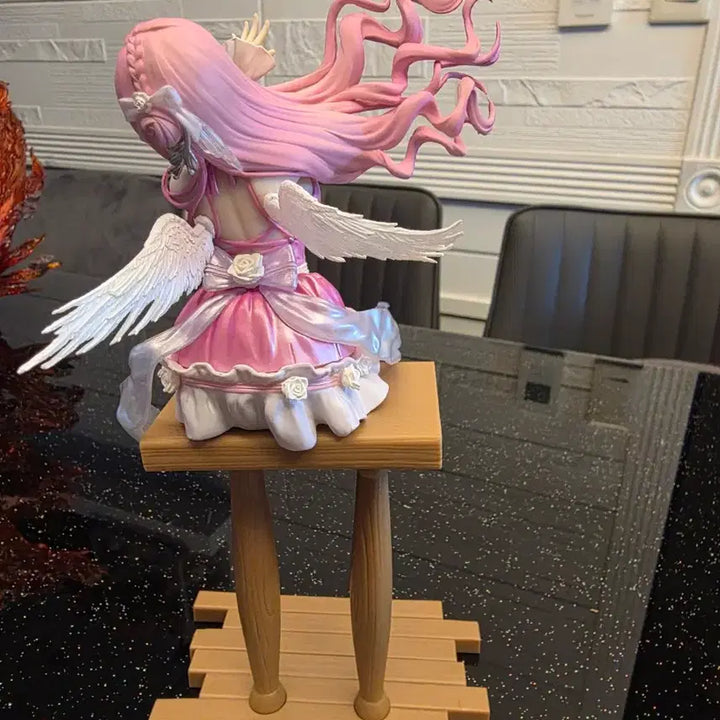 [BUNJANG] Pink Winged Girl Figurine with Stand / 미소녀 피규어 핑크 날개 스탠드 포함