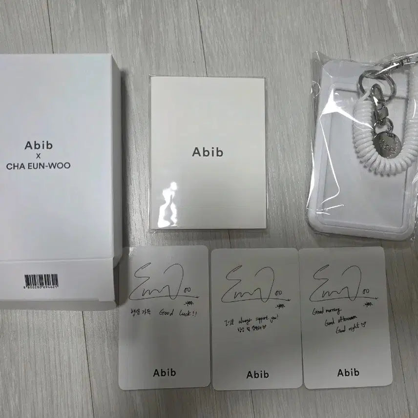 [BUNJANG] Cha Eun-woo 3 Photocard Set with Holder / 차은우 포카 3종 세트, 홀더 판매(2세트 있음)
