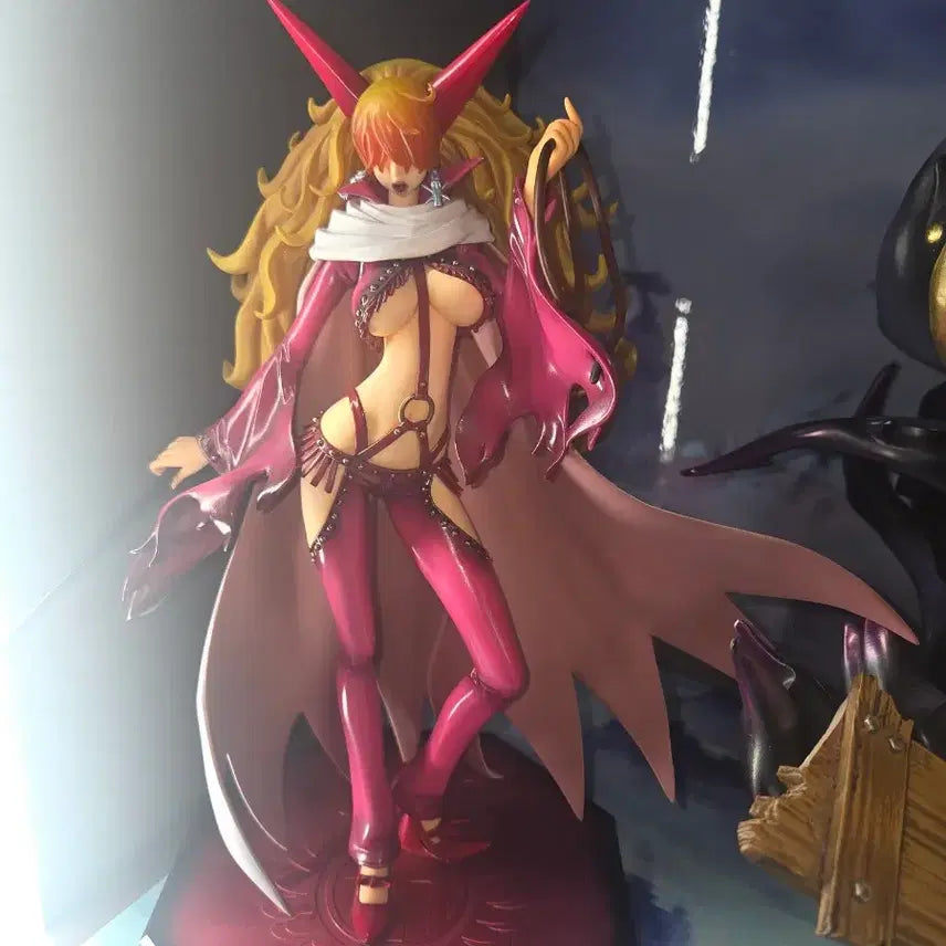 [BUNJANG] One Piece POP Sadie Figure / 원피스 POP 사디 피규어 팝니다