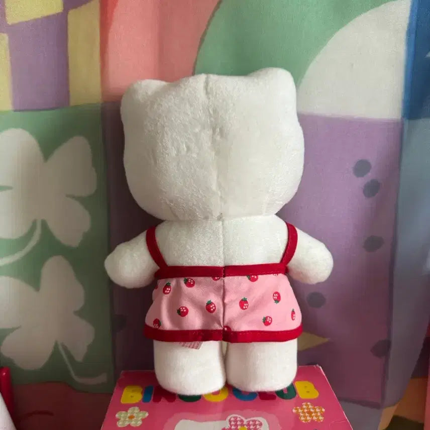 [BUNJANG] Sanrio Ichigo Pajamas Kitty Plush / 고전 이치고 파자마 키티