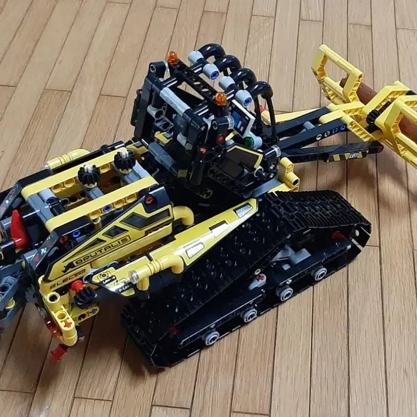 [BUNJANG] LEGO Technic 42094 Tracked Loader / 레고 42094 트랙 로더