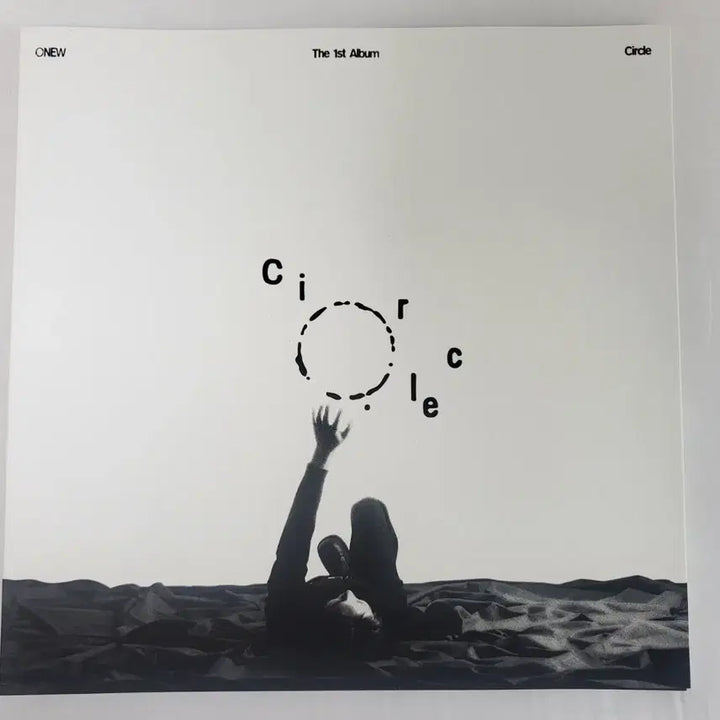 [BUNJANG] Onew The 1st Album Circle Photobook Ver. Poster / 샤이니 온유 정규 1집 초도 한정 포스터 포함