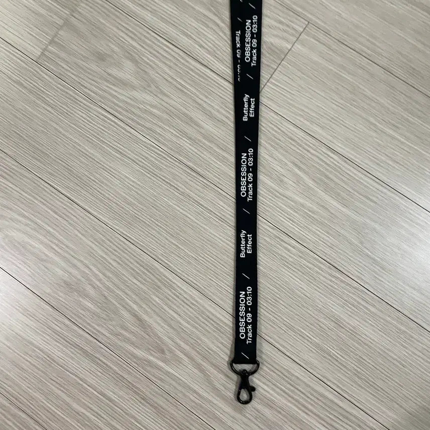 [BUNJANG] EXO OBSESSION Neck Strap / 엑소 OBSESSION 넥스트랩