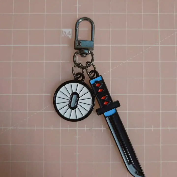 [BUNJANG] Demon Slayer Kamado Tanjiro Nichirin Sword Keychain / 귀멸의칼날 카마도 탄지로 일륜도 키링 판매