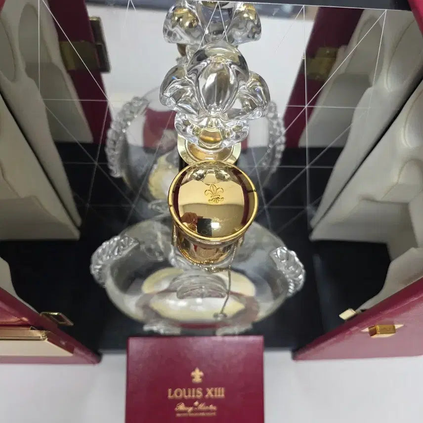 [BUNJANG] Louis XIII Richard Martin Cognac Empty Bottle Set / 루이 13세 리차드 마틴 코냑 위스키 공병