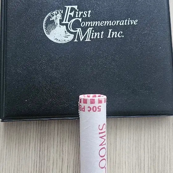 [BUNJANG] First Commemorative Mint Album &amp; LOOMIS 50 Cent Penny Roll Bundle Set / 퍼스트 커머레이티브 민트 앨범 + 루미스 50센트 페니 롤 일괄