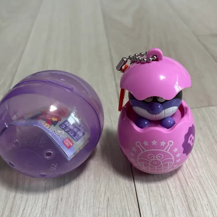 [BUNJANG] Anpanman Bacteria Man Egg Gacha Toy / 호빵맨 세균맨 에그 가챠