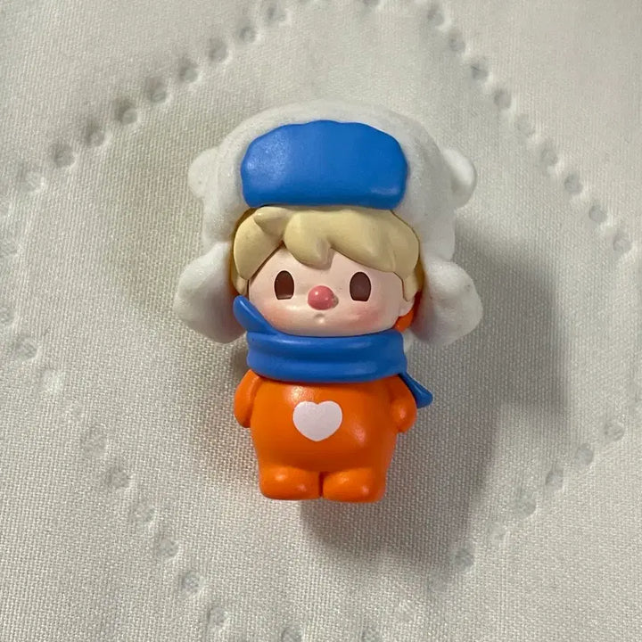 [BUNJANG] Pop Mart POBBINS Plush Cozy Series - Sweet Bean (Fluffy Pilot Hat) / 팝마트 팝빈 플러시 코지 시리즈 - 스위트빈 (보송한 파일럿 모자)