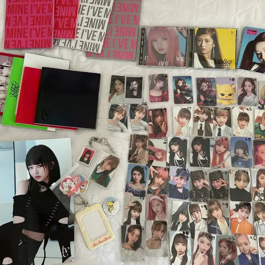 [BUNJANG] IVE Wonyoung Rei Liz Gaeul Photocard Protector Bundle Set / 아이브 징원영 레이 리즈 가을 포카 싸개 팝니다!(급처)