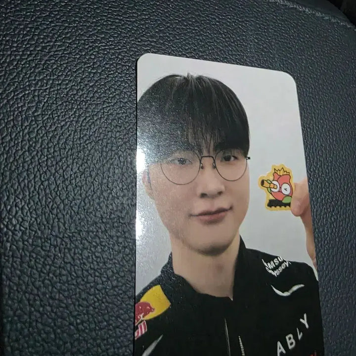 [BUNJANG] T1 Faker Ampidex Star Plush Keychain + Lucky Draw Photocard / T1 티원 팝업 암행천문 별 인형 키링+팝업 포카 페이커 FAKER