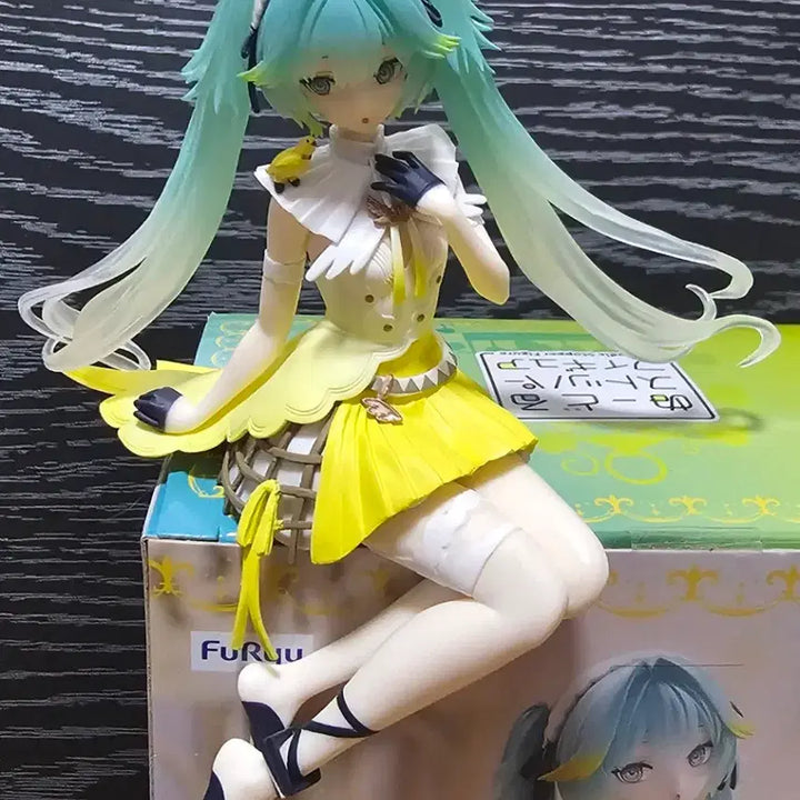 [BUNJANG] Furyu Hatsune Miku Figure / 후류 하츠네 미쿠 피규어