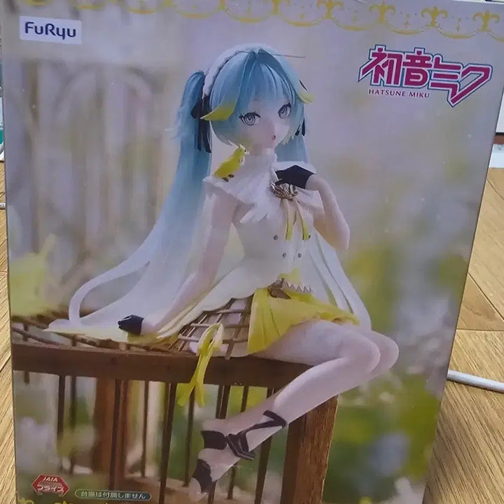 [BUNJANG] Furyu Hatsune Miku Figure / 후류 하츠네 미쿠 피규어