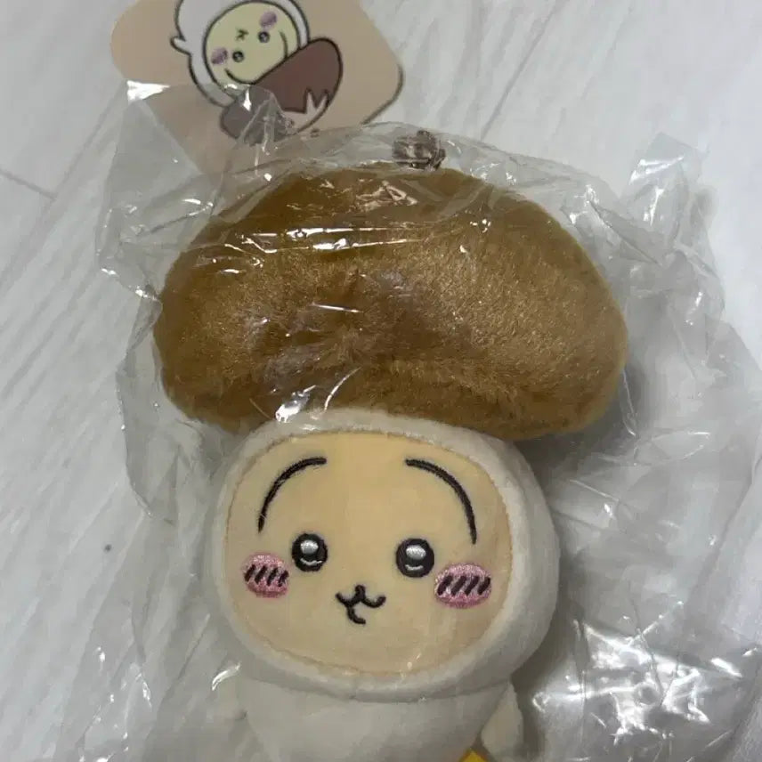 [BUNJANG] Chiikawa Halloween Rabbit Mushroom Plush / 치이카와 할로윈 버섯 우사기