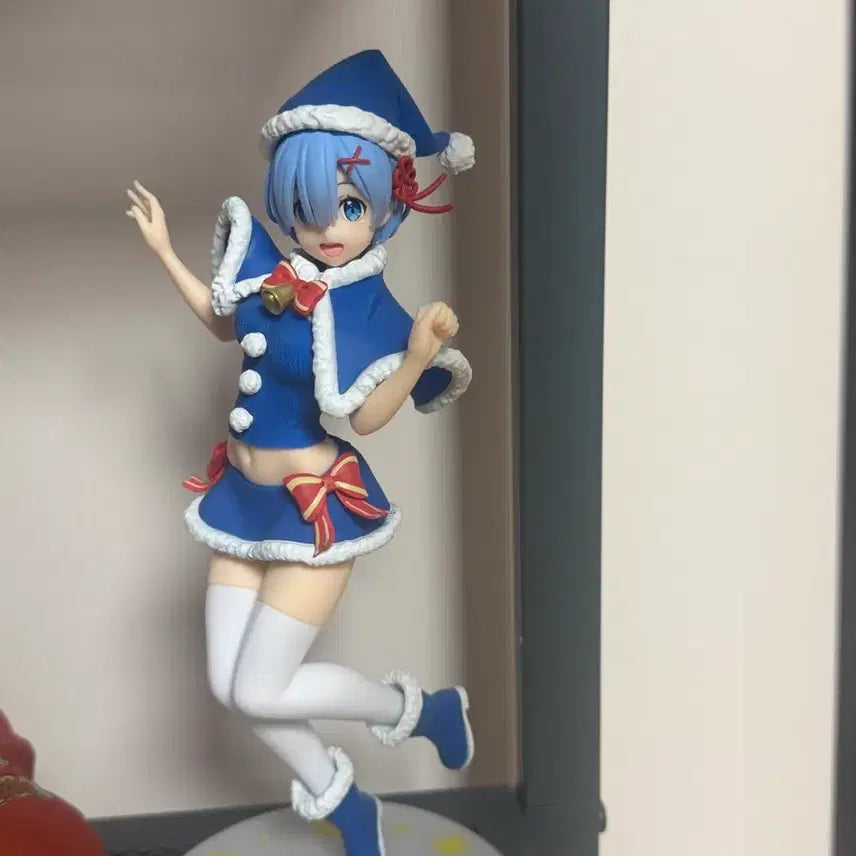 [BUNJANG] Rem Santa Figure / 렘 산타 피규어