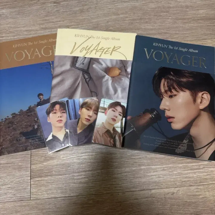 [BUNJANG] MONSTA X Kihyun Solo 1, 2 Album Photobook Bundle Set / 몬스타엑스 기현 솔로 1,2집/포토북/특전/포카 28장 일괄