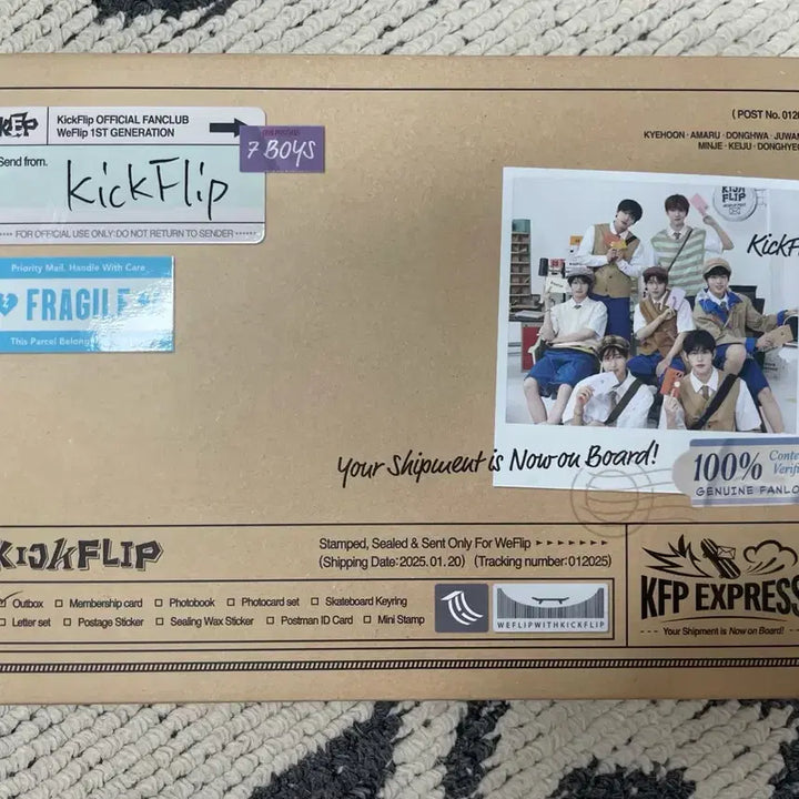 [BUNJANG] Kickflip 1st Membership Kit / 킥플립 1기 멤버십 키트