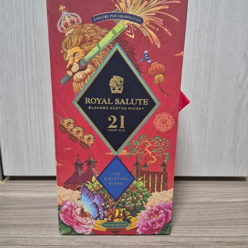 [BUNJANG] Royal Salute 21 Year Signature Blend Whisky Empty Bottle and Case / 로얄살루트 21년 시그니처 블렌드 위스키 공병/케이스