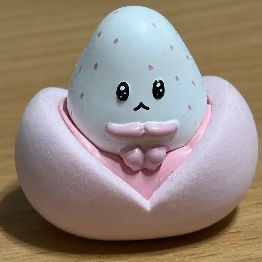 [BUNJANG] Daifuku Strawberry Mochi Gachapon / 다이후쿠 - 딸기 찹쌀떡 가챠