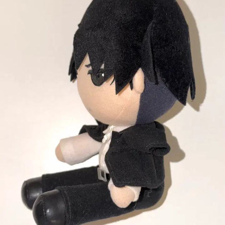 [BUNJANG] Attack on Titan Levi Classic Suit Plush / 진격의거인 | 리바이 고전 정장 누이 | gift 기프트 인형