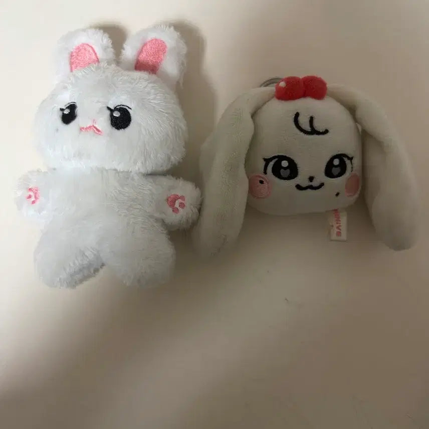 [BUNJANG] Nyeongppo Cherry Keychain / 녕뽀 체리 판매