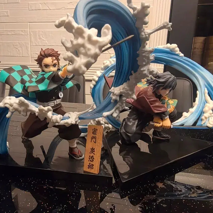 [BUNJANG] Demon Slayer Tanjiro &amp; Giyu Figure Bundle / 귀멸의 칼날 피규어 탄지로 ,기유 일괄