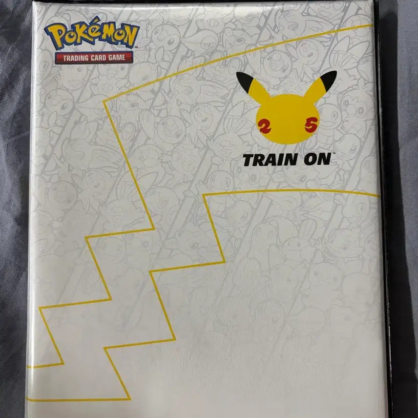 [BUNJANG] Pokemon 25th Anniversary Jumbo Card Album North America / 포켓몬 25주년 점보카드 앨범 북미
