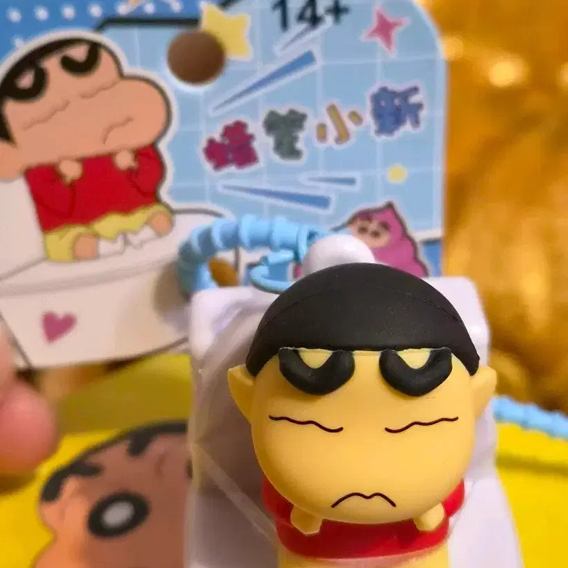 [BUNJANG] Crayon Shin-chan Toilet Figure 2-Piece Set with Toilet Keychain / 짱구는못말려 변기 피규어2개와 변기키림