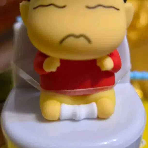 [BUNJANG] Crayon Shin-chan Toilet Figure 2-Piece Set with Toilet Keychain / 짱구는못말려 변기 피규어2개와 변기키림