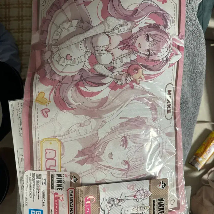 [BUNJANG] Goddess of Victory: NIKKE Kuji Clear File &amp; Photocard Set + Mousepad Bundle / 승리의여신 니케 쿠지 판매합니자