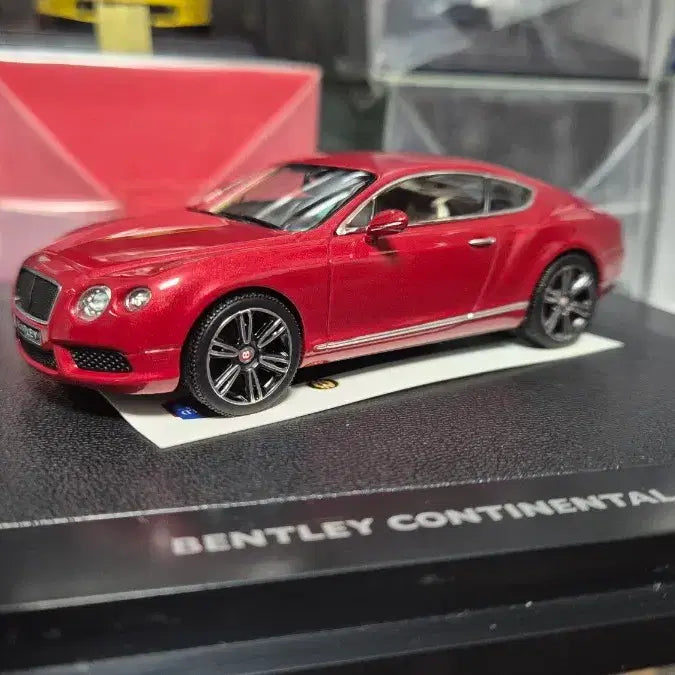 [BUNJANG] Minichamps Bentley Continental GT Dragon Red 1/43 Diecast Model / 1/43 미니챔프 벤틀리(드래곤 레드) 모형,다이캐스트