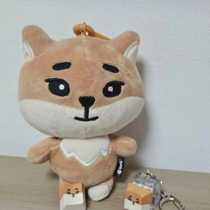 [BUNJANG] Day6 Young K Denimals Keycap Keychain / 오늘만) 데니멀즈 케 키캡 키링 데이식스 영케이