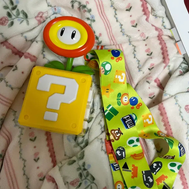 [BUNJANG] Universal Studios Japan Nintendo World Fire Flower Drink Container / 유니버셜 스튜디오 재팬 닌텐도월드 슈퍼마리오 파이어플라워