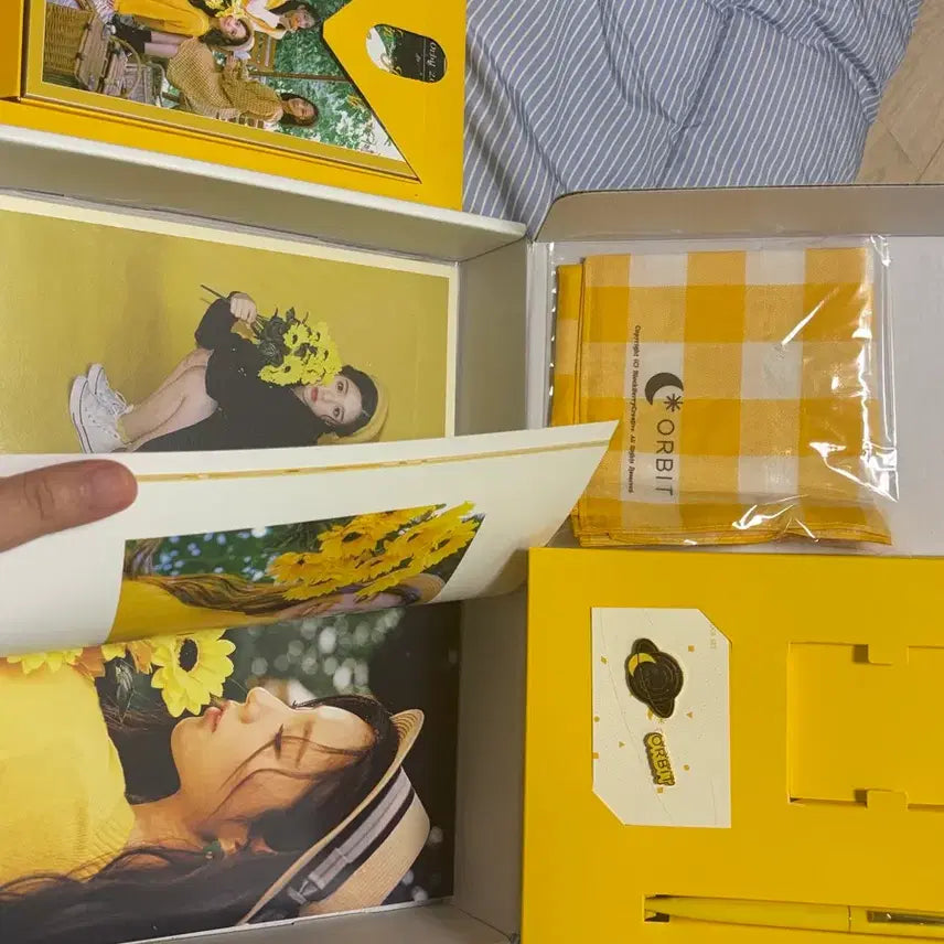 [BUNJANG] LOONA Official Fanclub ORBIT 2nd Generation Kit (Partial Unsealed) / 이달의소녀 오빛2기 부분미개봉